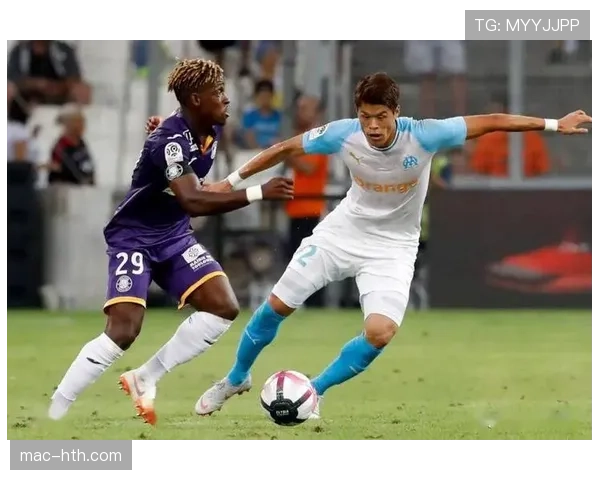 里昂客场0-2不敌朗斯,遭遇联赛三连败 里昂客场0-2不敌朗斯,遭遇联赛三连败